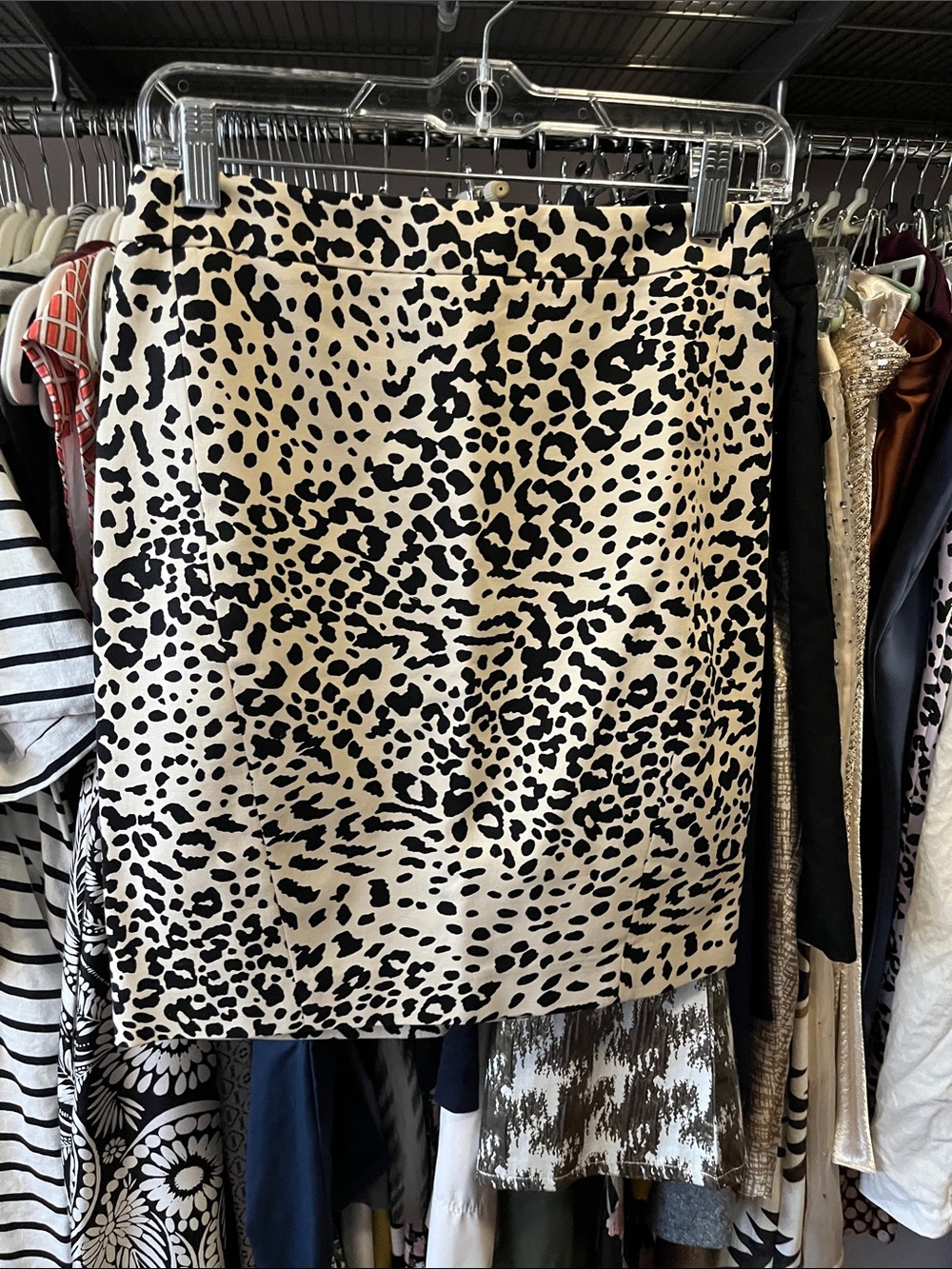 LOFT SKIRT SZ 2 Petite